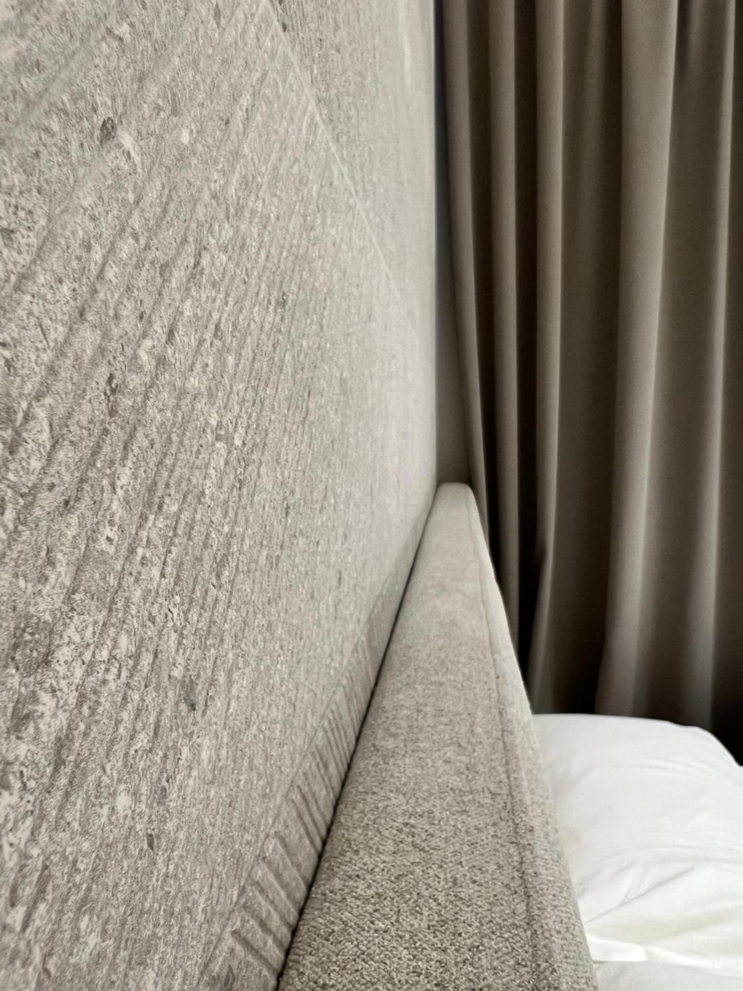 Enzo Rooms & Apartment Blloku Tirana Extérieur photo